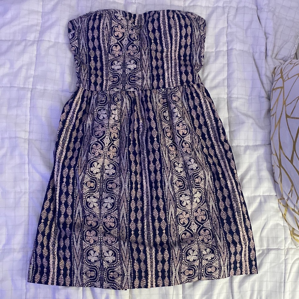 strapless dress